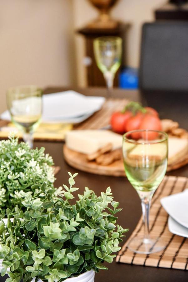 Kolonaki Urban Chic Apartment Athena Bagian luar foto