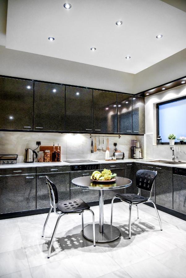 Kolonaki Urban Chic Apartment Athena Bagian luar foto